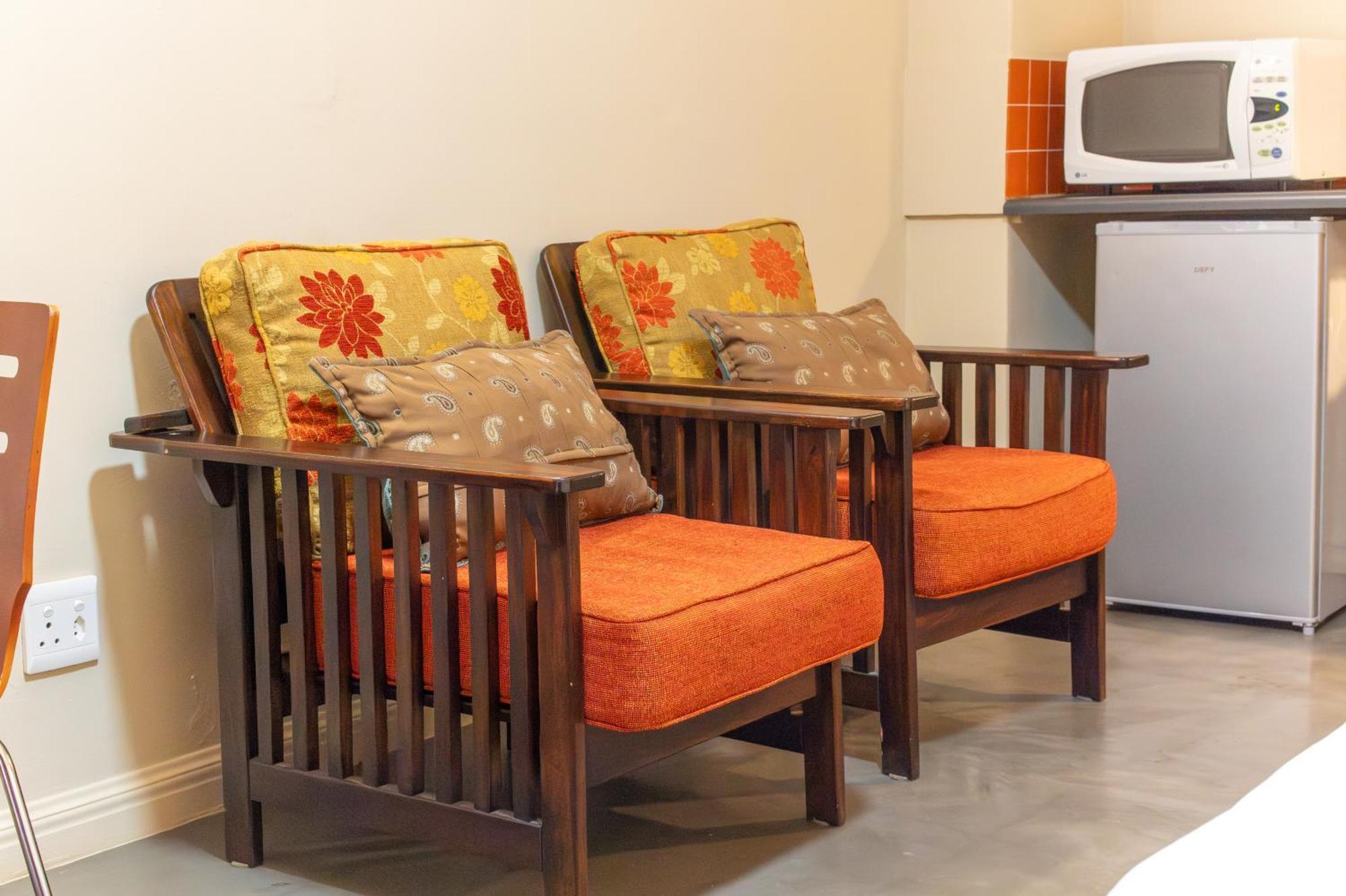 Pumleni Guesthouse Hartbeespoort Dış mekan fotoğraf