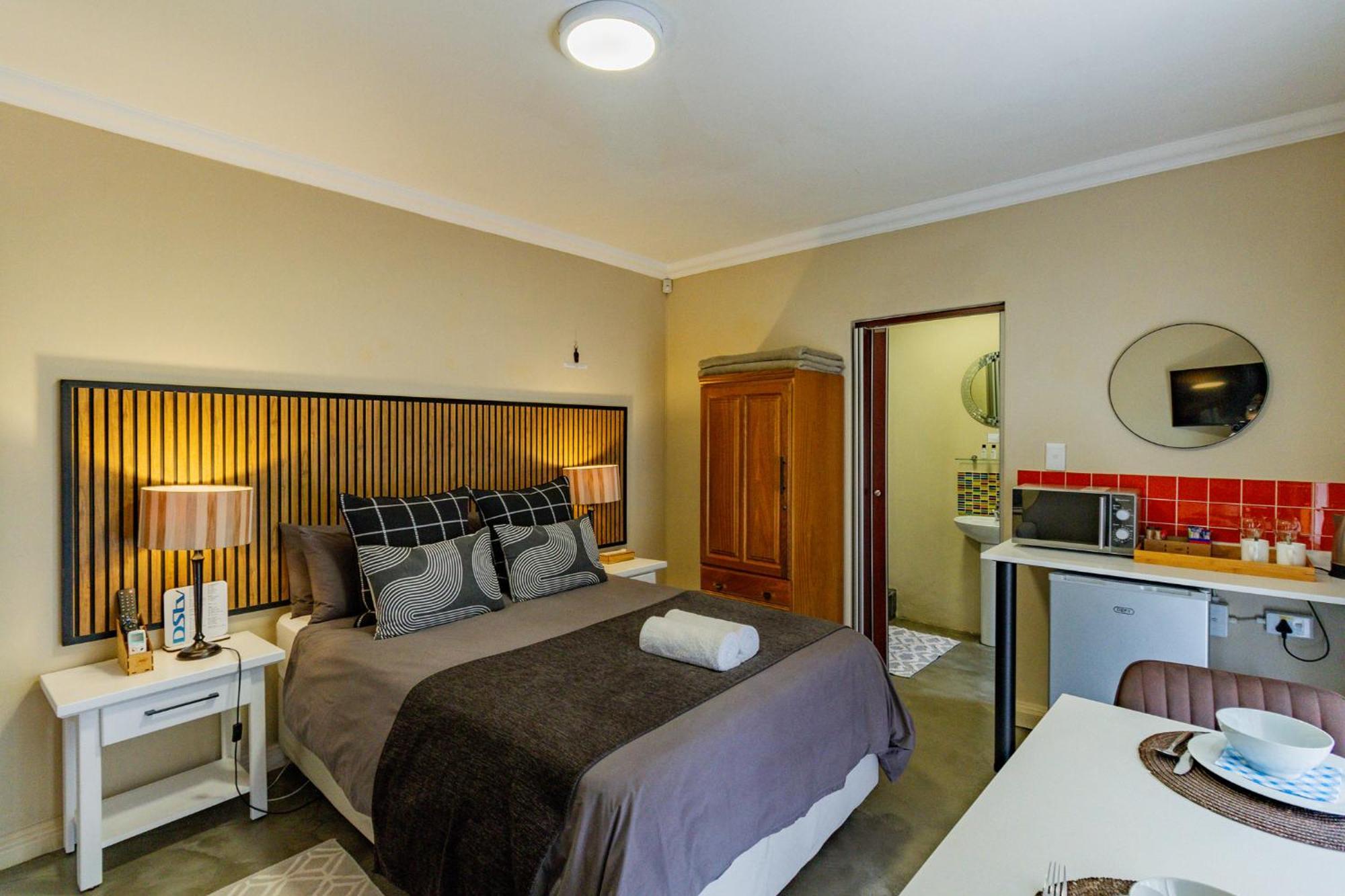 Pumleni Guesthouse Hartbeespoort Dış mekan fotoğraf