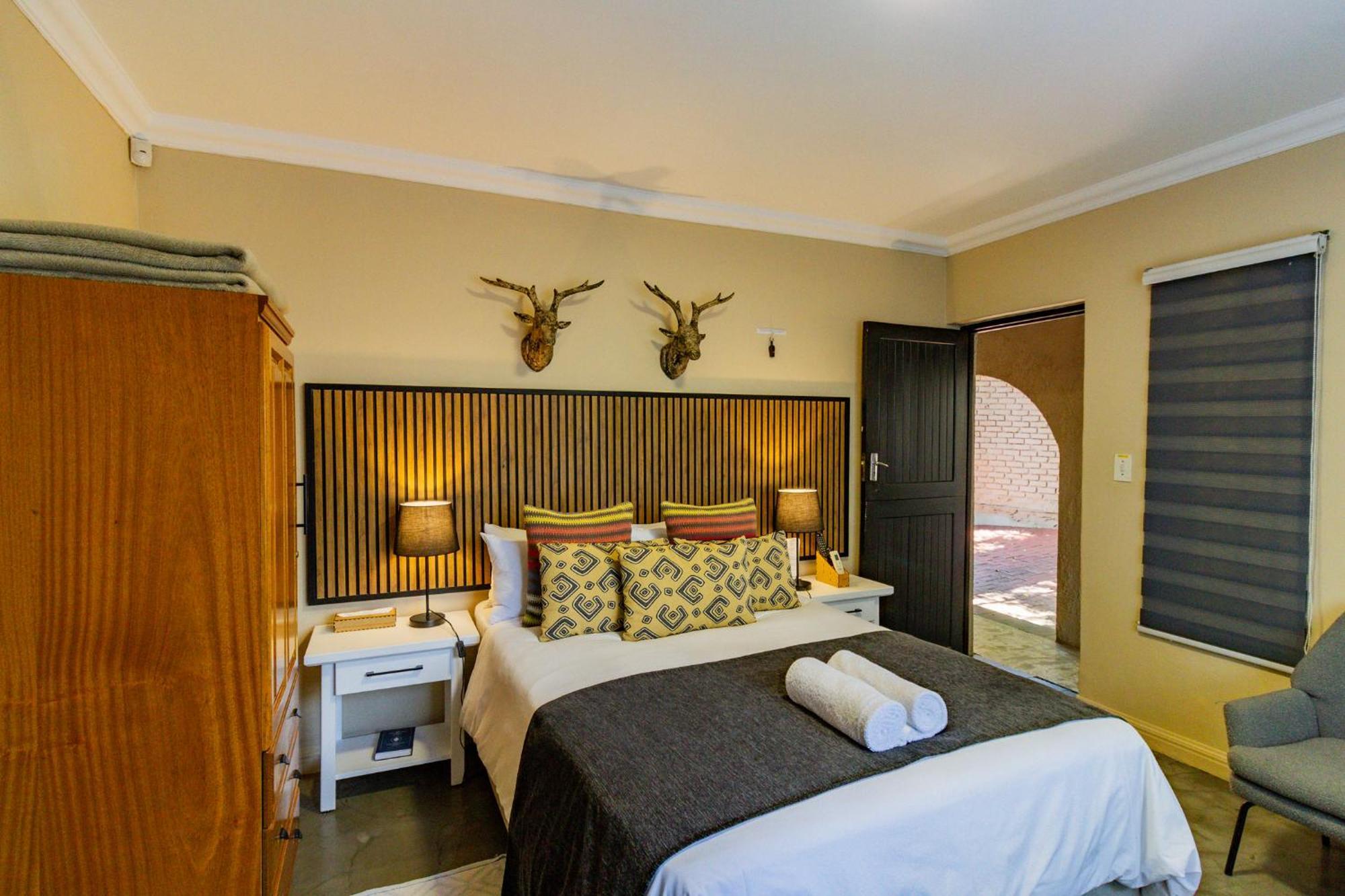 Pumleni Guesthouse Hartbeespoort Dış mekan fotoğraf